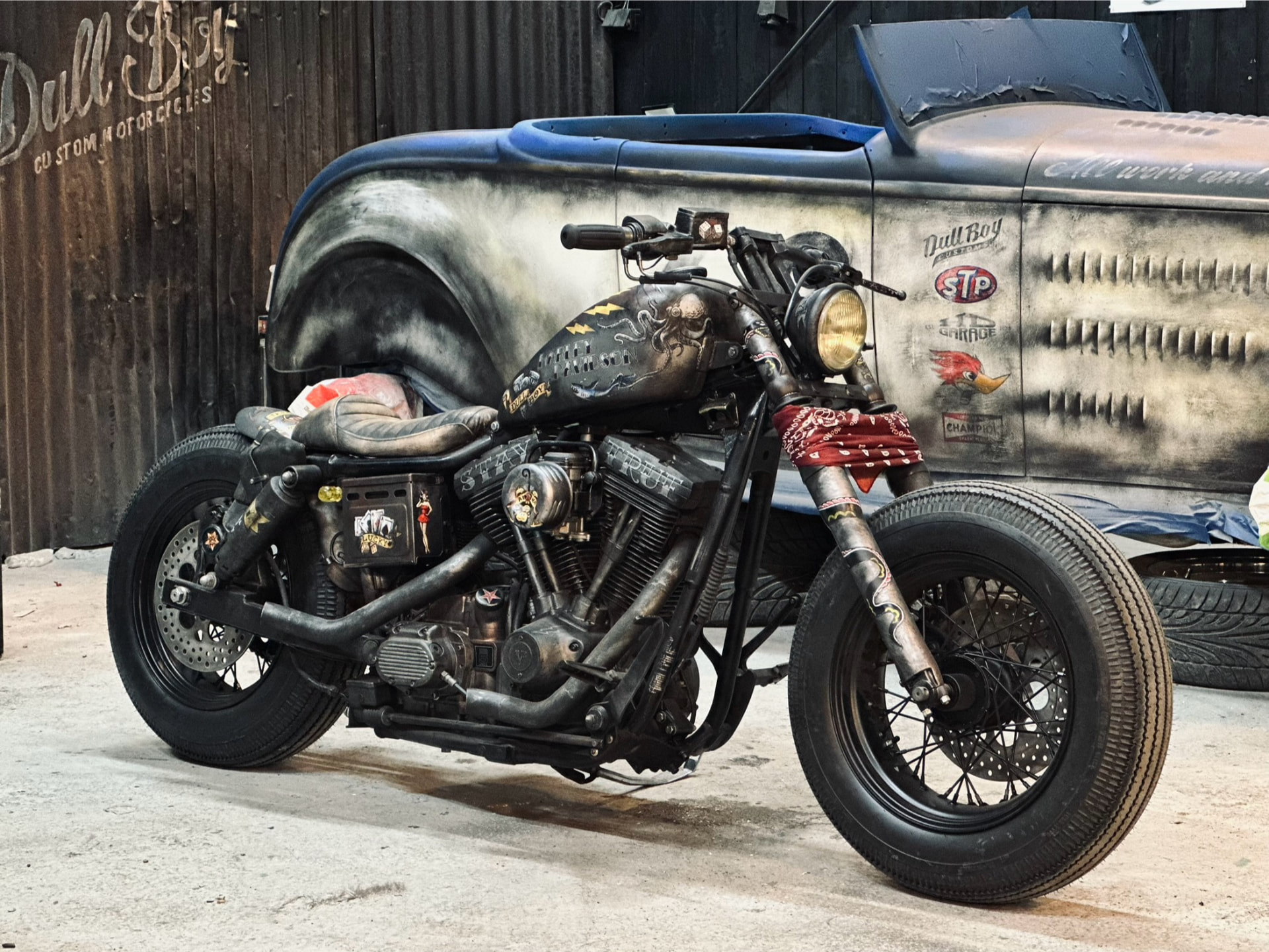 Sailor Bobber detail 1