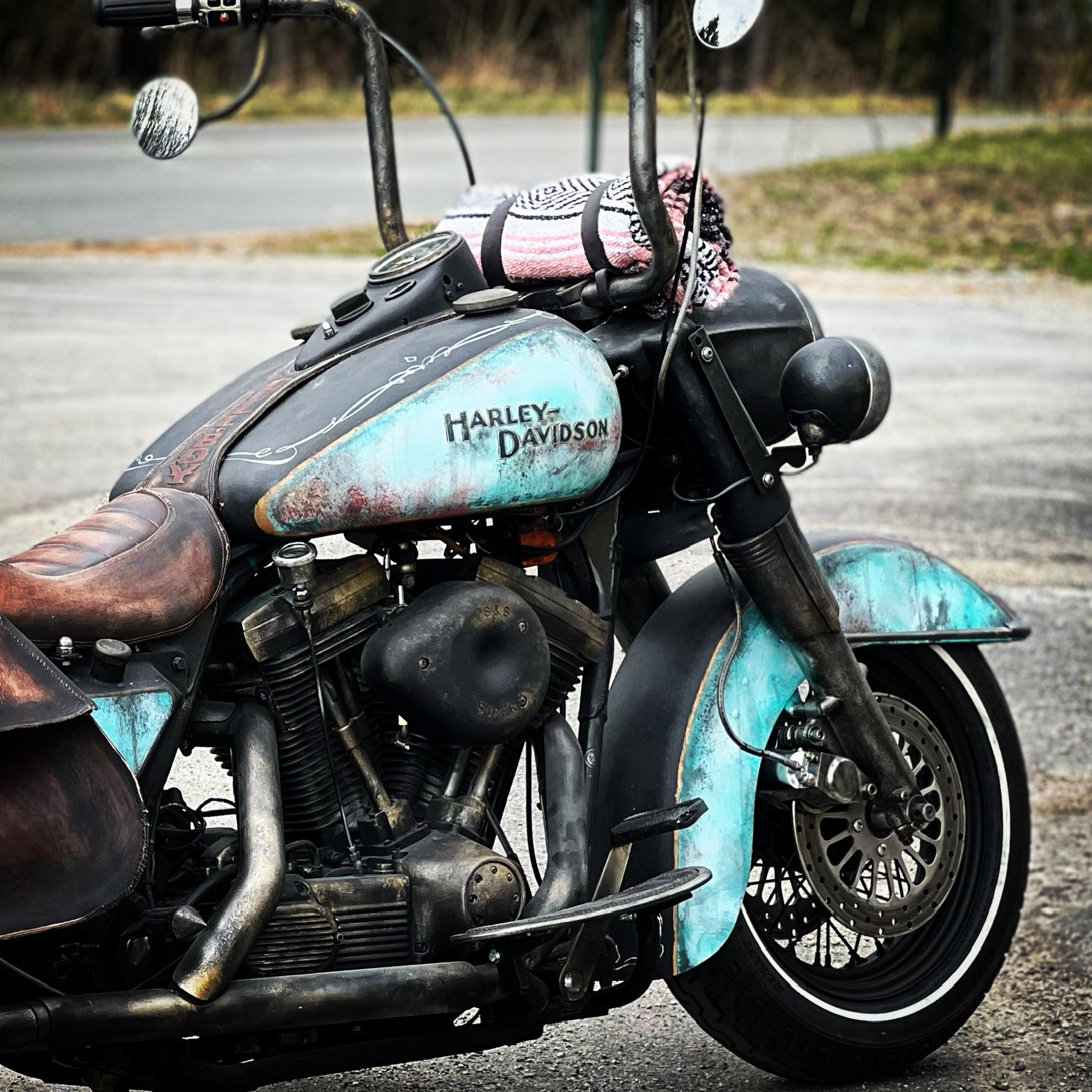 Cholo Bagger detail 1