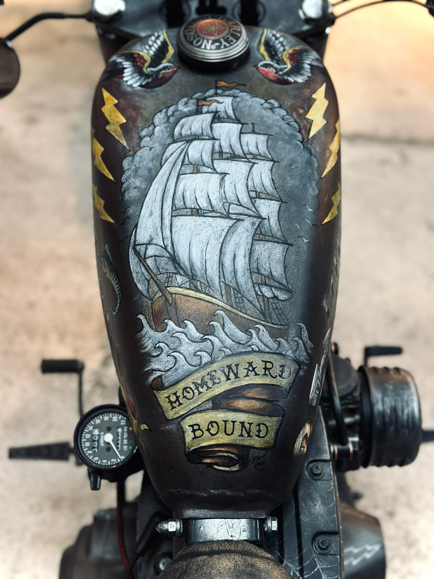 Sailor Bobber detail 4